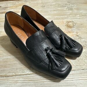 Franco Sarto like new Rome Black Leather Square Toe Heeled Tassel Loafer Sz 6.5